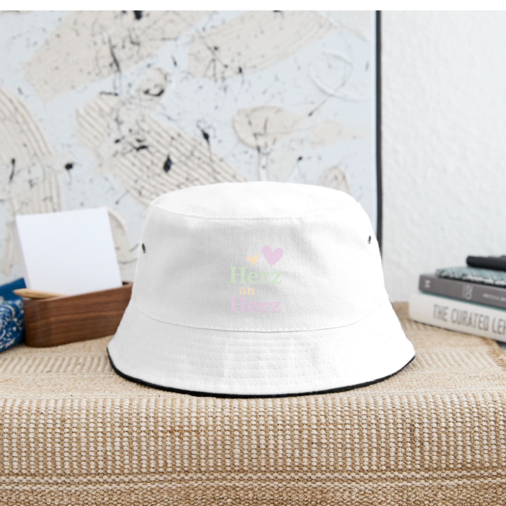 Fischerhut "Herz an Herz" - Weiß/Navy