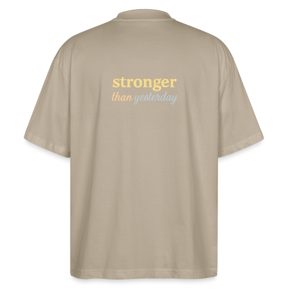 Oversized Shirt "Britney stronger" - Steingrau